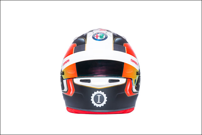 Логотип Garage Italia на шлеме Шарля Леклера