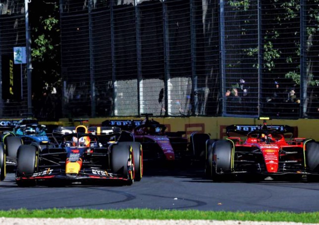 Машины Red Bull Racing и Ferrari на старте Гран При Австралии, фото XPB