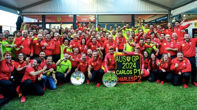 Команда Ferrari празднует победный дубль в Мельбурне, фото пресс-службы Ferrari