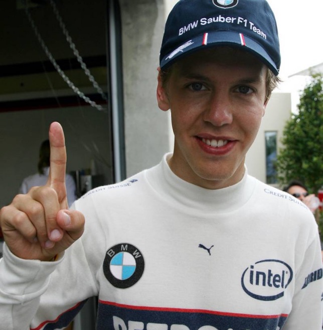 Себастьян Феттель после успешного дебюта в Формуле 1 в Гран При США 2007 года, фото XPB