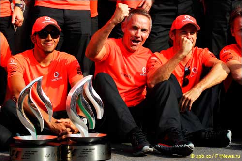 В McLaren праздную победу