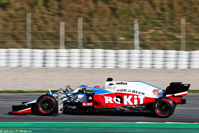 Логотипы ROKiT на машине Williams на тестах в Барселоне в феврале 2020 года